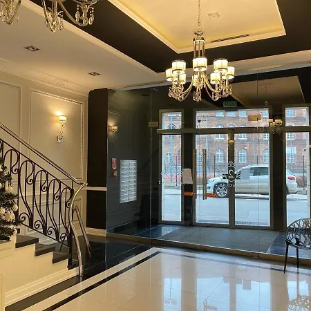 Апартаменты Tartaczna City Center Apartment *
